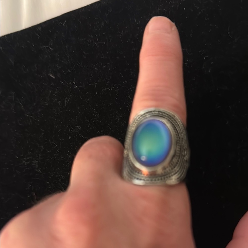 Elegant Silver and Blue Mood Ring